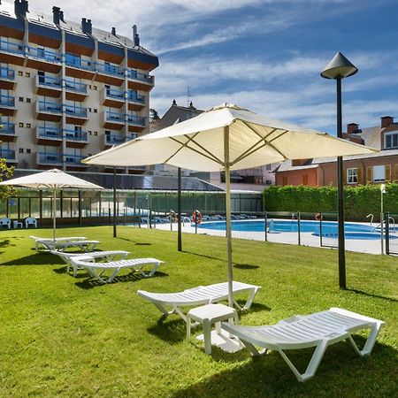 Oroel Hotel & Spa Jaca Exterior photo