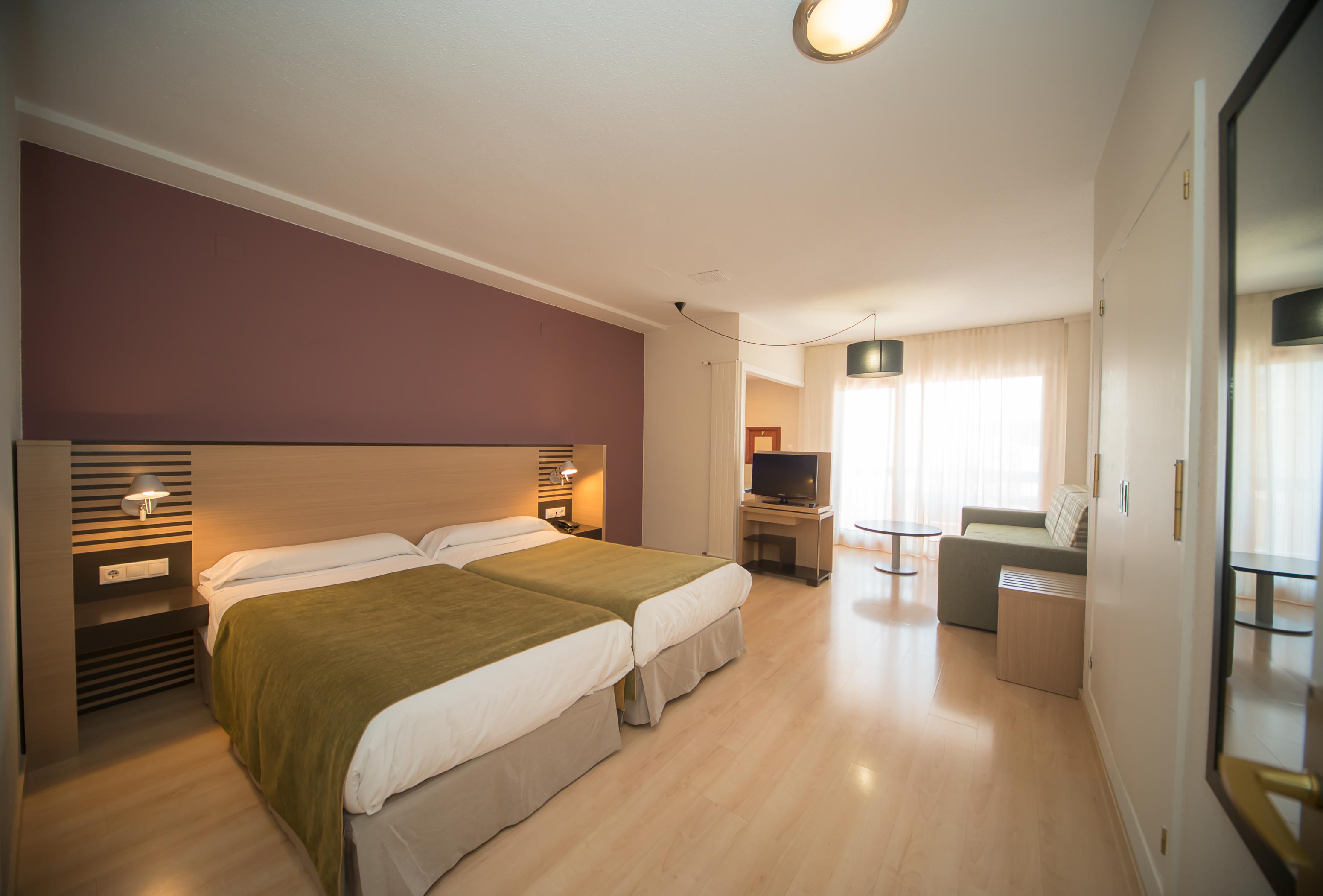 Oroel Hotel & Spa Jaca Exterior photo
